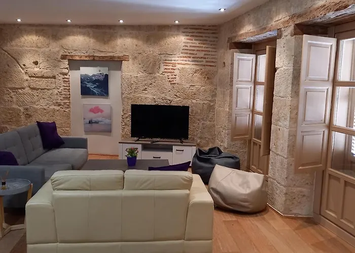 Toro 2, 2º En La Misma Plaza Mayor De * Salamanca