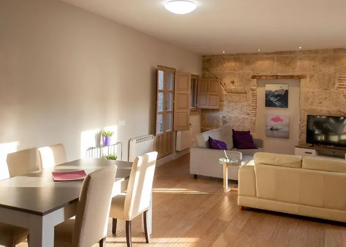 Toro 2, 2º En La Misma Plaza Mayor De Apartment *